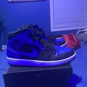 Jordan 1 royal blues size 10